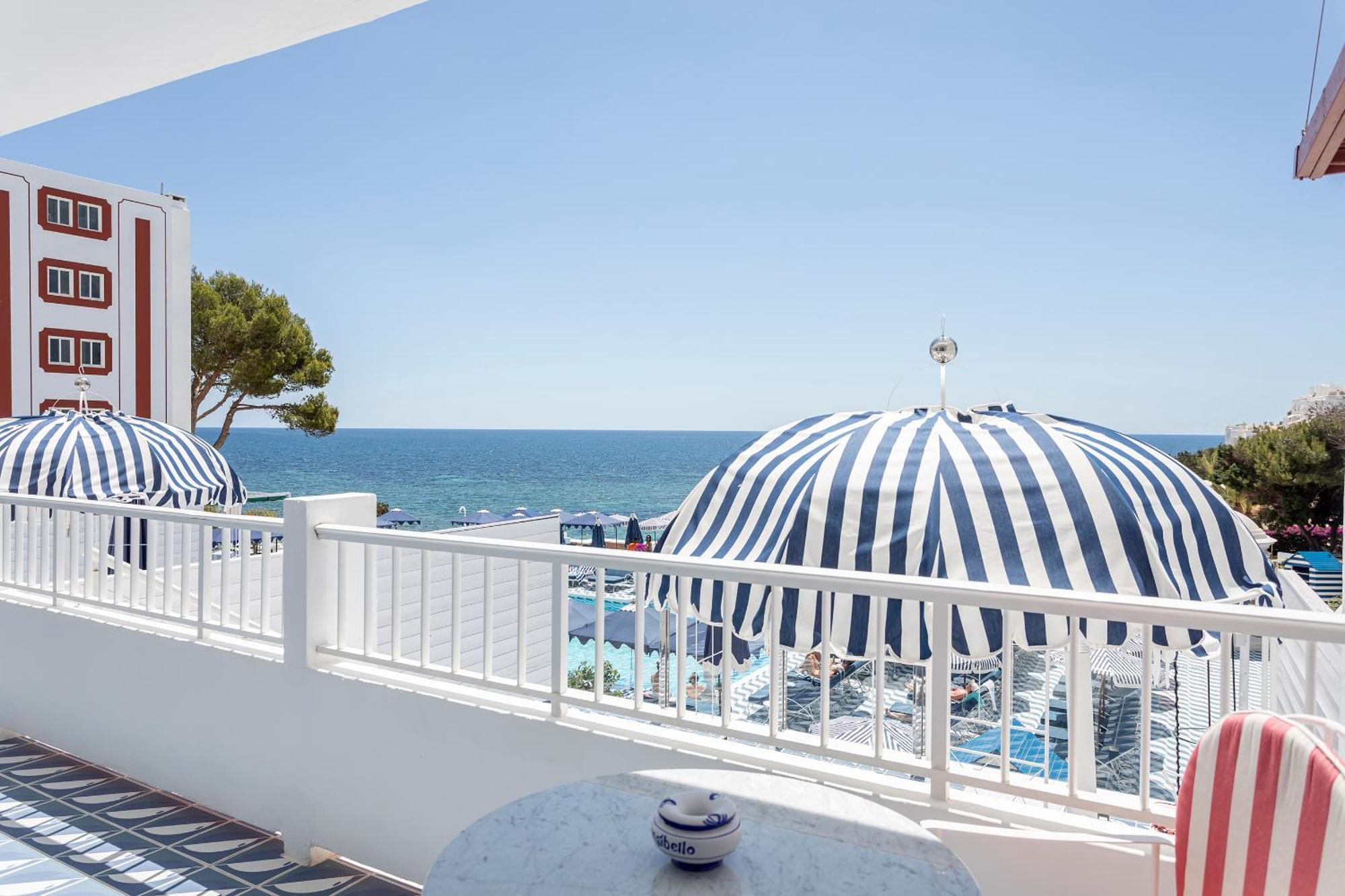 Hotel Mongibello Ibiza (Adults Only) Santa Eulària des Riu Zimmer foto